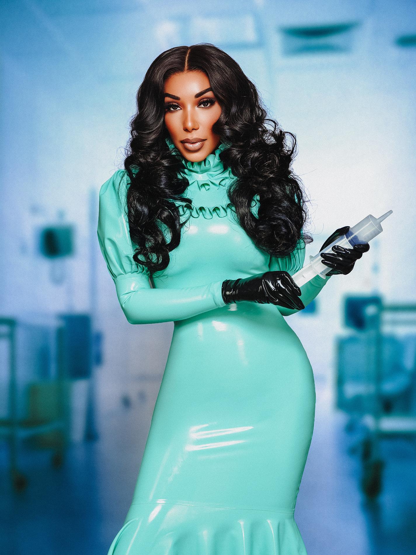 Lady Riana Luxor